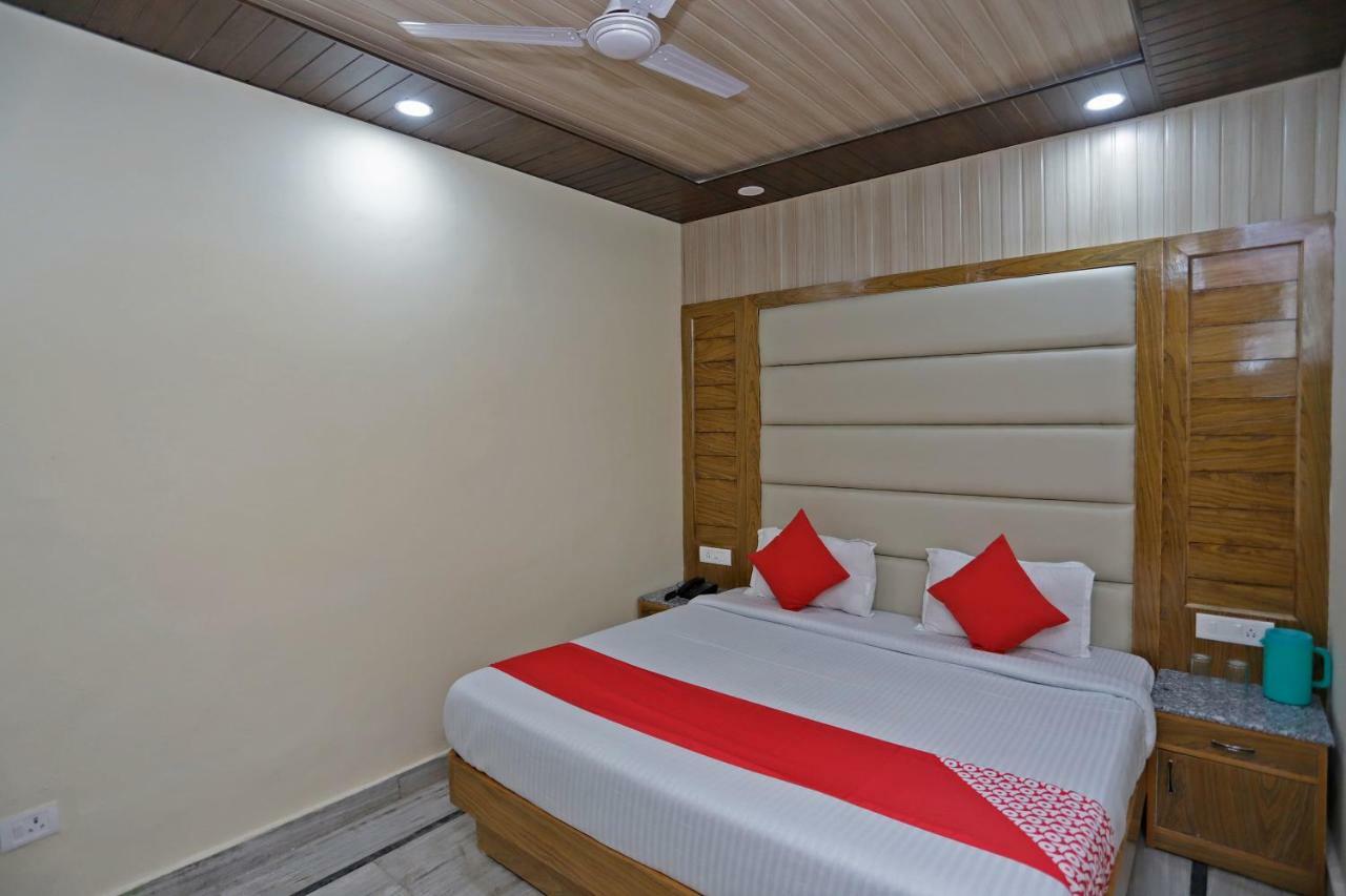 Oyo 39066 Hotel Star View Mussoorie Exterior foto