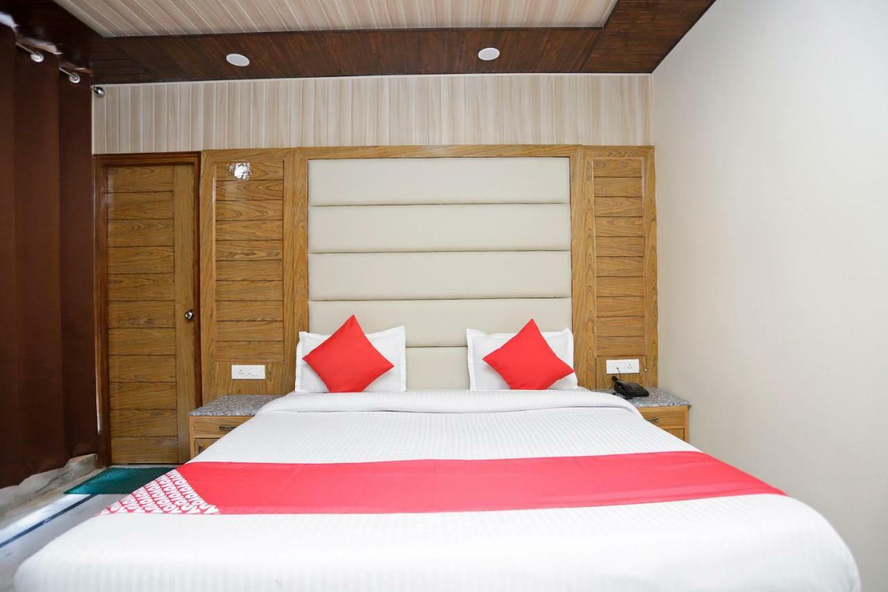 Oyo 39066 Hotel Star View Mussoorie Exterior foto